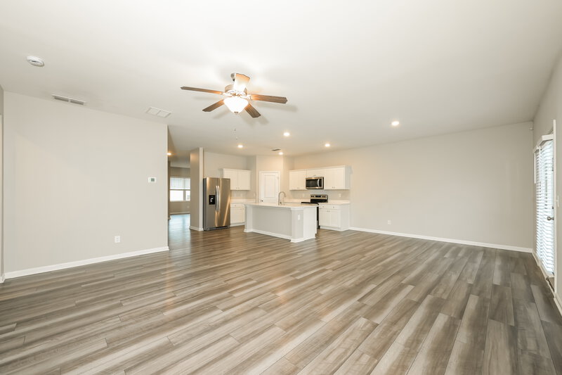 2,240/Mo, 80 Hyde Park Winder, GA 30680 Living Room View 2