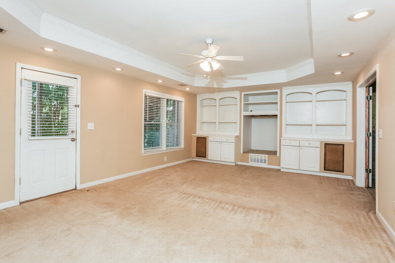 3,530/Mo, 1752 Bakers Mill Rd Dacula, GA 30019 Family Room View