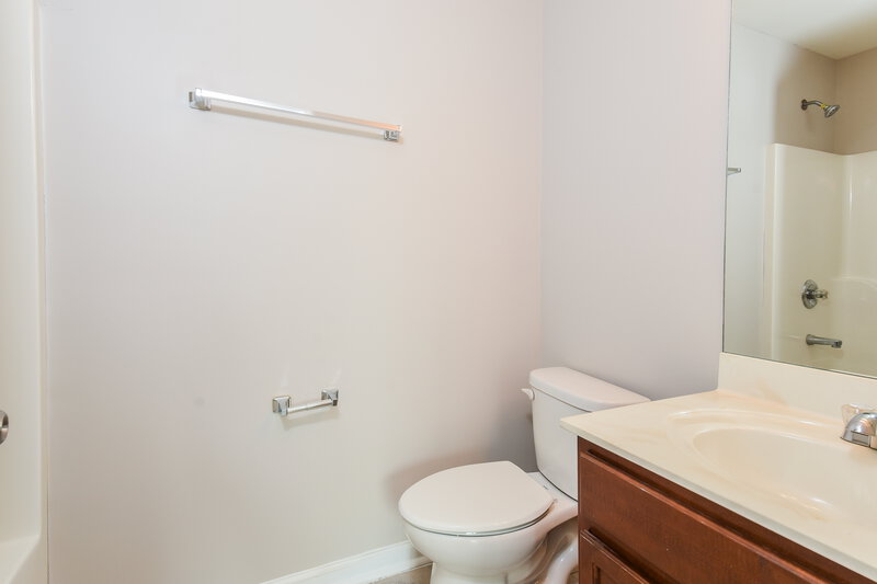 2,465/Mo, 5930 Vinings Vintage Way Mableton, GA 30126 Bathroom View