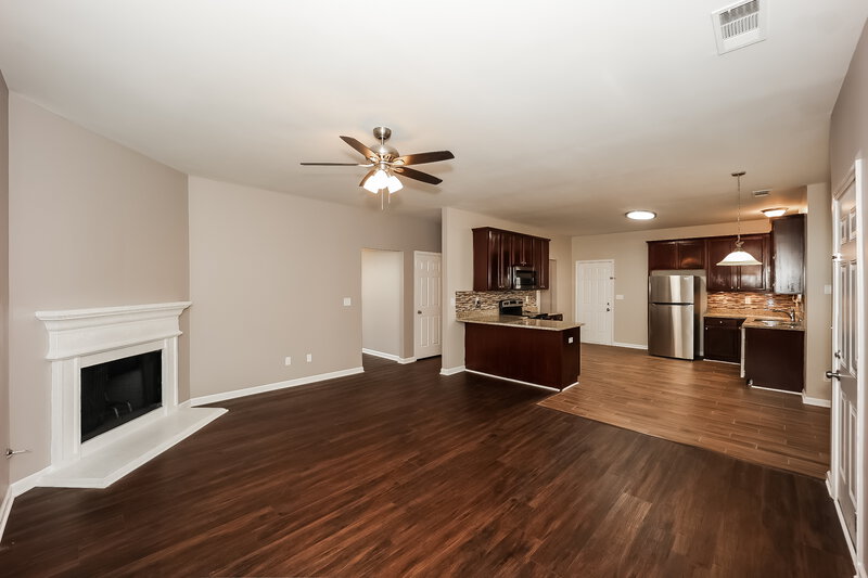 3,560/Mo, 475 Boxelder Rd Atlanta, GA 30349 Living Room View 2