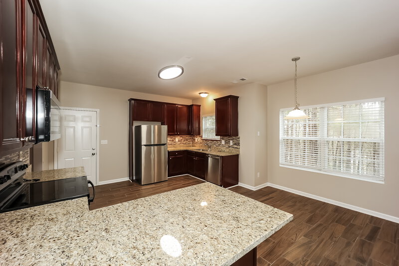 3,560/Mo, 475 Boxelder Rd Atlanta, GA 30349 Kitchen View
