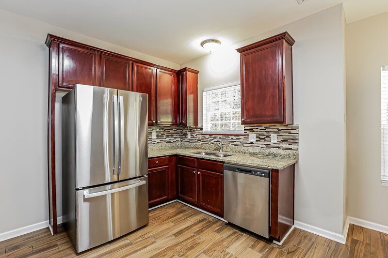 2,515/Mo, 475 Boxelder Rd Atlanta, GA 30349 Kitchen View 2