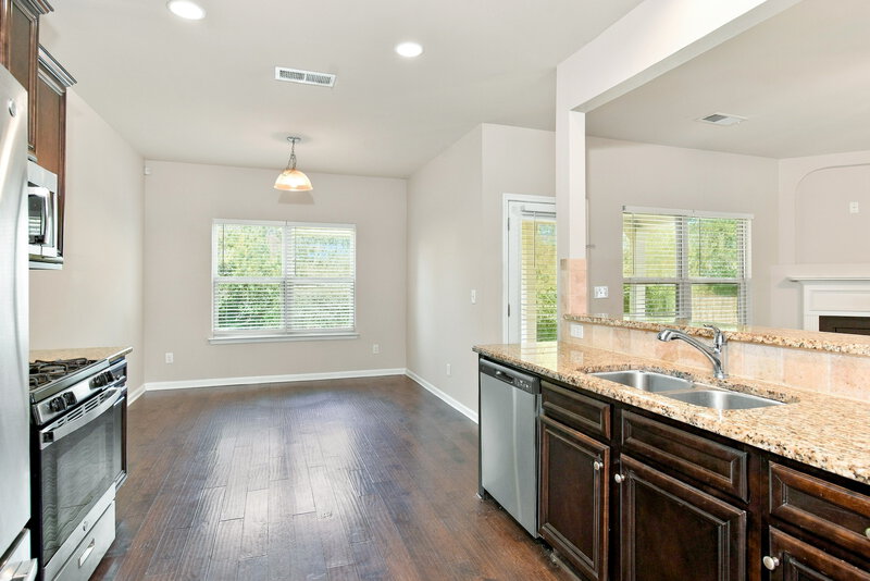 2,210/Mo, 4745 Carnegie Ct Cumming, GA 30028 Kitchen View 2