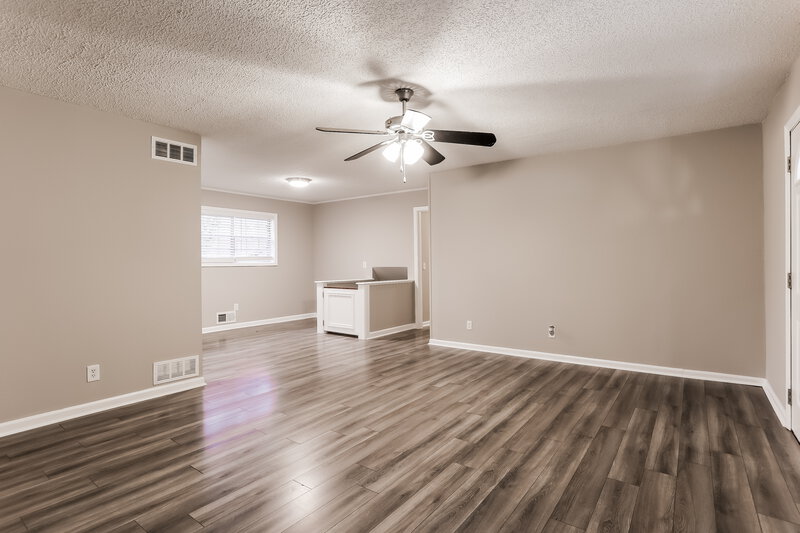 1,850/Mo, 4661 Whittier Pl Powder Springs, GA 30127 Living Room View 2