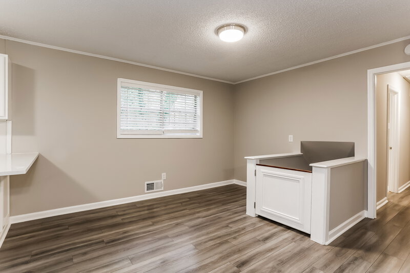 1,850/Mo, 4661 Whittier Pl Powder Springs, GA 30127 Dining Room View 2