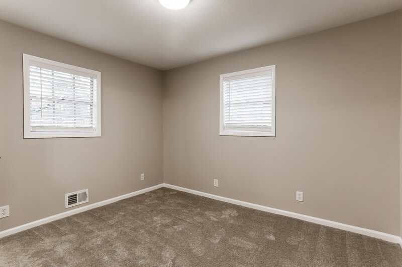 1,850/Mo, 4661 Whittier Pl Powder Springs, GA 30127 Bedroom View 2