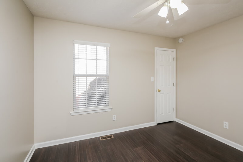 2,360/Mo, 2455 Pemberton Pt Buford, GA 30519 Bedroom View 2