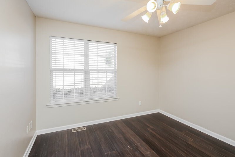 2,360/Mo, 2455 Pemberton Pt Buford, GA 30519 Bedroom View 3