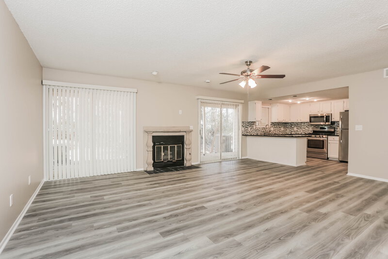 1,625/Mo, 103 Fair Haven Way SE Smyrna, GA 30080 Living Room View 2