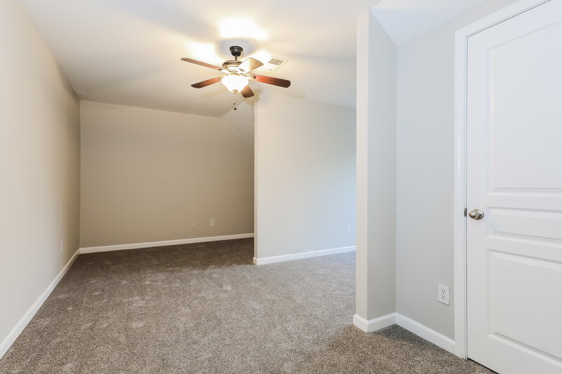1,800/Mo, 848 Betsy Ross Trl Hampton, GA 30228 Bedroom View 2