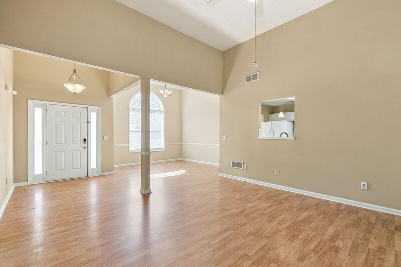 2,130/Mo, 465 Aristocrat Dr Loganville, GA 30052 Living Room View