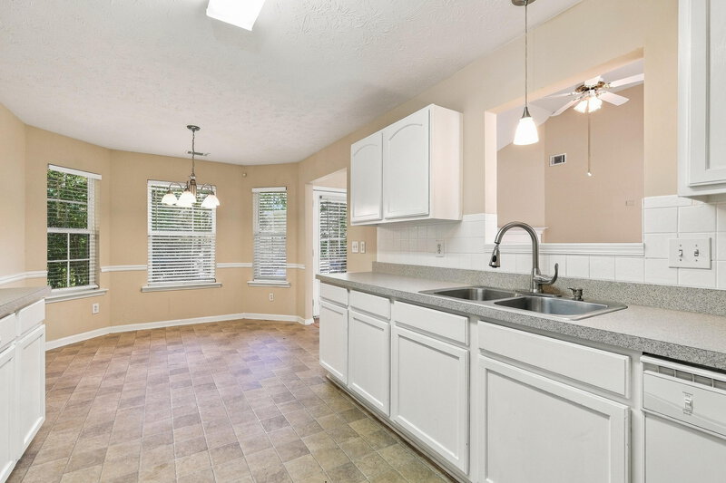 2,130/Mo, 465 Aristocrat Dr Loganville, GA 30052 Breakfast Nook View
