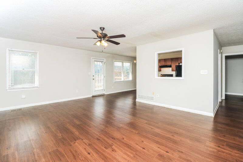 1,795/Mo, 820 Tidwell Rd Powder Springs, GA 30127 Living Room View