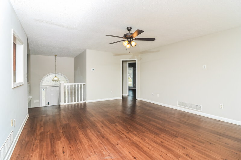 1,795/Mo, 820 Tidwell Rd Powder Springs, GA 30127 Living Room View 3