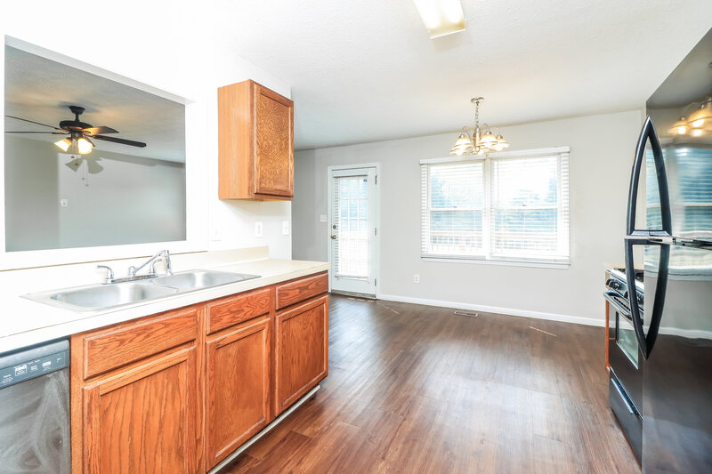 1,795/Mo, 820 Tidwell Rd Powder Springs, GA 30127 Kitchen View 2