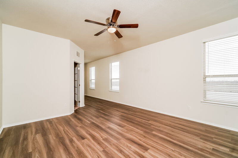 1,790/Mo, 350 Cobb Branch Dr Maxwell, TX 78656 Living Room View 3