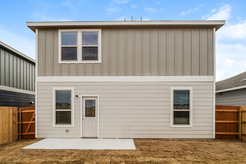 1,940/Mo, 342 Cobb Branch Dr Maxwell, TX 78656 Rear View 2