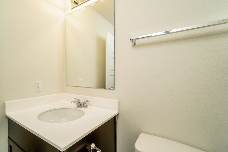 1,865/Mo, 334 Cobb Branch Dr Maxwell, TX 78656 Bathroom View