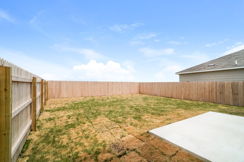 1,865/Mo, 334 Cobb Branch Dr Maxwell, TX 78656 Rear View 2