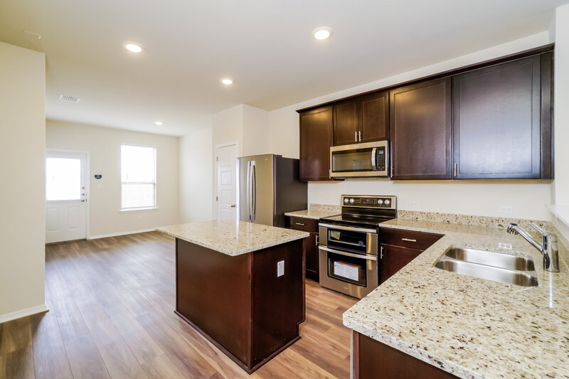 2,500/Mo, 328 Cobb Branch Dr Maxwell, TX 78656 Kitchen View 2