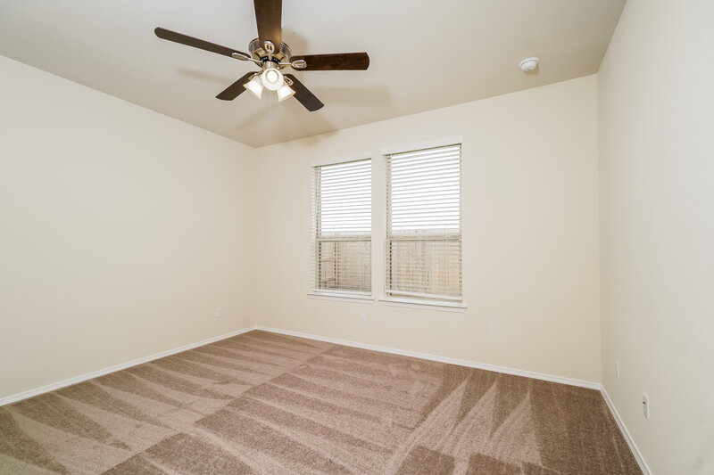 2,500/Mo, 328 Cobb Branch Dr Maxwell, TX 78656 Main Bedroom View