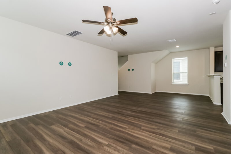 1,940/Mo, 320 Cobb Branch Dr Maxwell, TX 78656 Living Room View