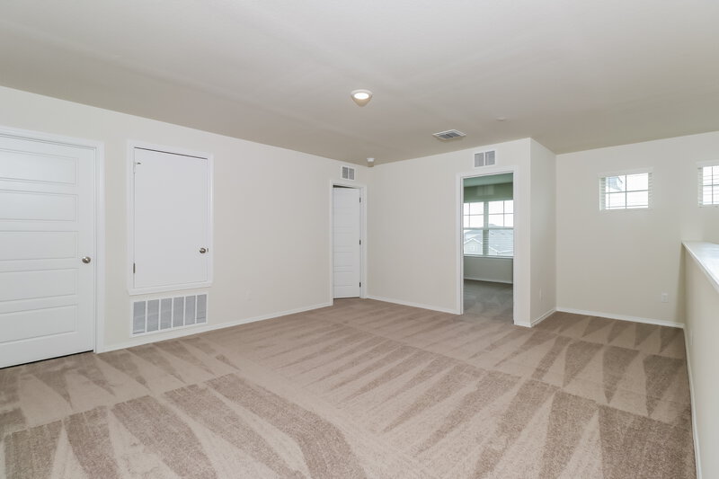 1,940/Mo, 320 Cobb Branch Dr Maxwell, TX 78656 Loft View