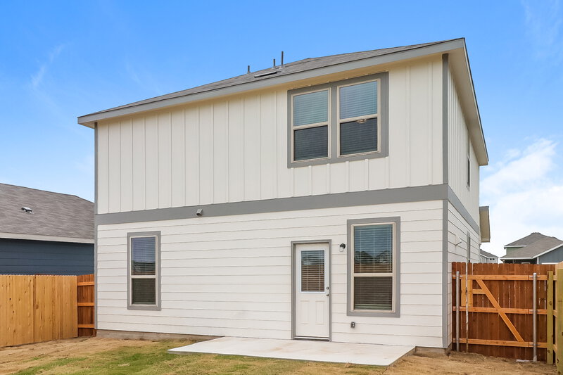 1,940/Mo, 320 Cobb Branch Dr Maxwell, TX 78656 Rear View