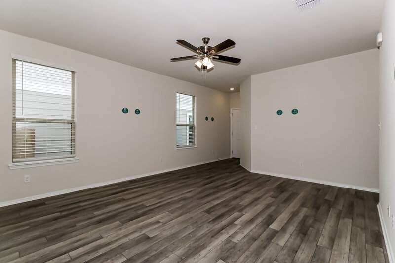 1,720/Mo, 312 Cobb Branch Dr Maxwell, TX 78656 Living Room View 3