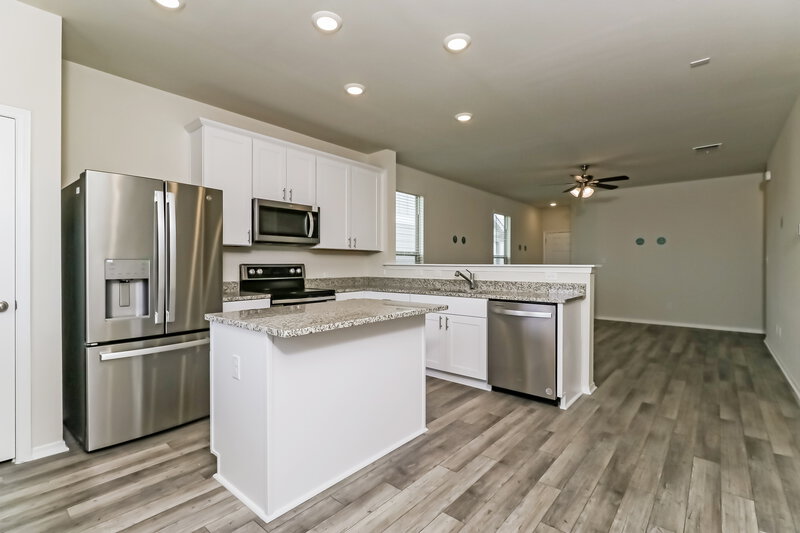 1,720/Mo, 312 Cobb Branch Dr Maxwell, TX 78656 Kitchen View 2