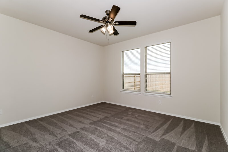 1,720/Mo, 312 Cobb Branch Dr Maxwell, TX 78656 Main Bedroom View