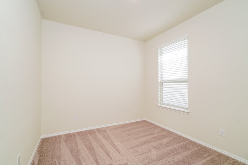 1,825/Mo, 296 Cobb Branch Dr Maxwell, TX 78656 Bedroom View 3