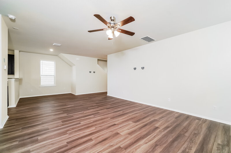 1,980/Mo, 288 Cobb Branch Dr Maxwell, TX 78656 Living Room View 3