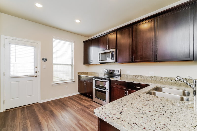 1,980/Mo, 288 Cobb Branch Dr Maxwell, TX 78656 Kitchen View