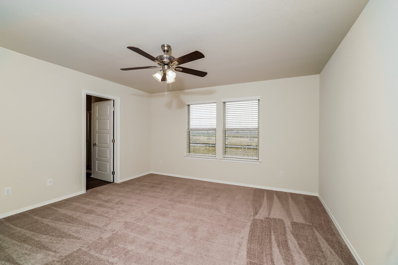 1,980/Mo, 288 Cobb Branch Dr Maxwell, TX 78656 Main Bedroom View