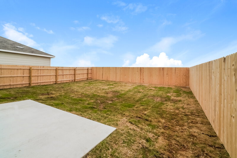 1,980/Mo, 288 Cobb Branch Dr Maxwell, TX 78656 Rear View