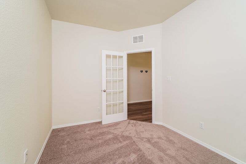 1,785/Mo, 274 Cobb Branch Dr Maxwell, TX 78656 Office View