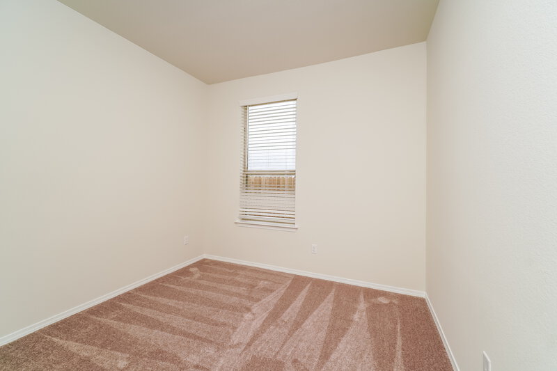 1,785/Mo, 274 Cobb Branch Dr Maxwell, TX 78656 Bedroom View 2