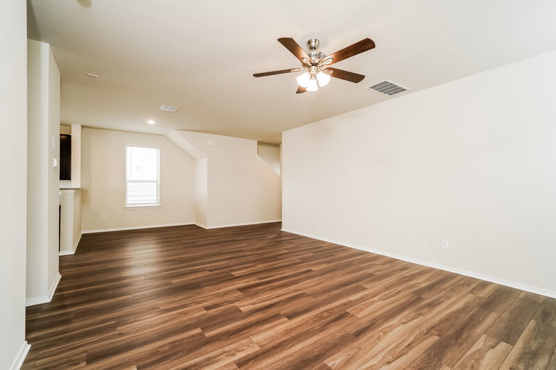 1,980/Mo, 266 Cobb Branch Dr Maxwell, TX 78656 Living Room View