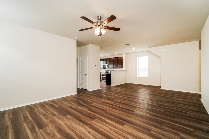 1,980/Mo, 266 Cobb Branch Dr Maxwell, TX 78656 Living Room View 2