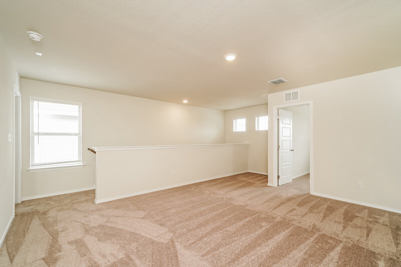 1,980/Mo, 266 Cobb Branch Dr Maxwell, TX 78656 Loft View