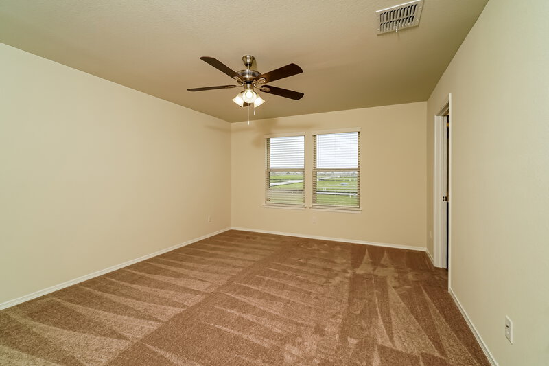 1,980/Mo, 258 Cobb Branch Dr Maxwell, TX 78656 Main Bedroom View
