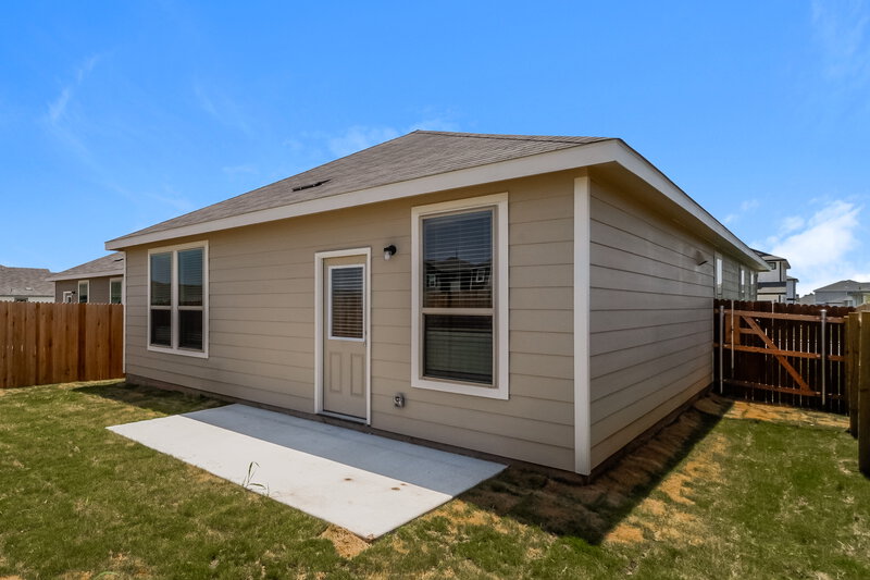 1,785/Mo, 252 Cobb Branch Dr Maxwell, TX 78656 Rear View