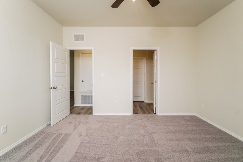 1,720/Mo, 214 Cobb Branch Dr Maxwell, TX 78656 Main Bedroom View
