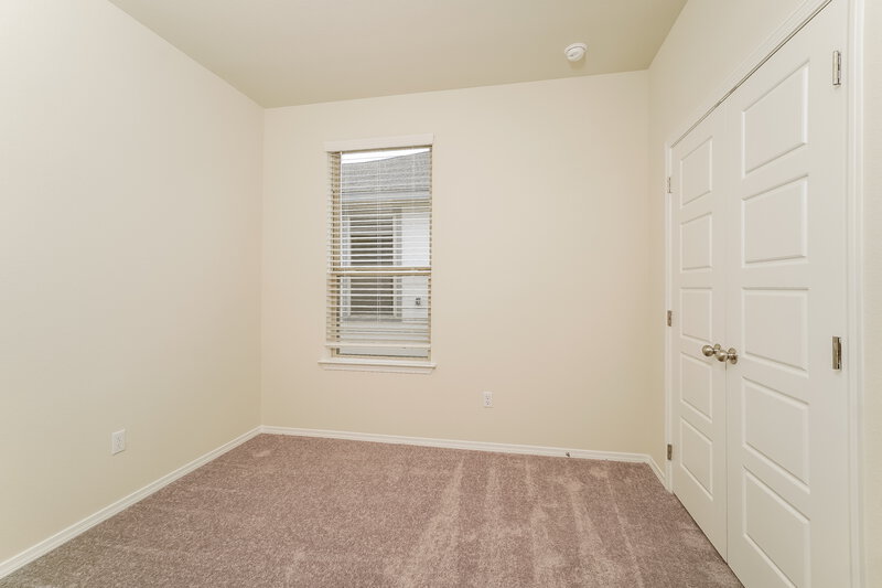 1,720/Mo, 214 Cobb Branch Dr Maxwell, TX 78656 Bedroom View