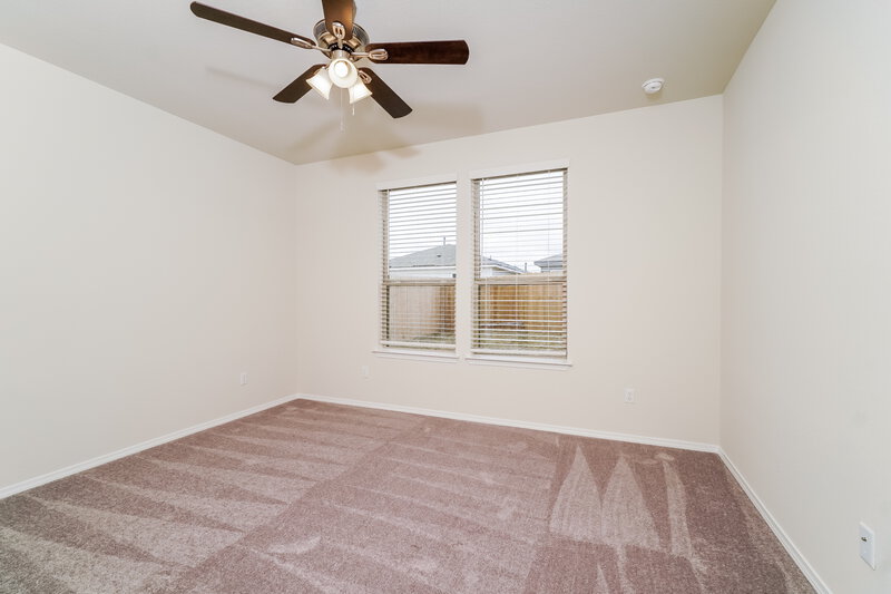 1,720/Mo, 214 Cobb Branch Dr Maxwell, TX 78656 Bedroom View 3