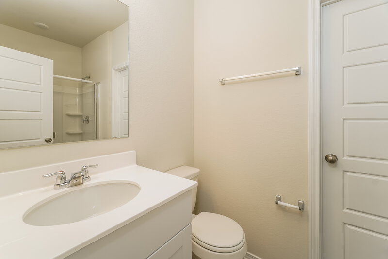 1,720/Mo, 214 Cobb Branch Dr Maxwell, TX 78656 Bathroom View