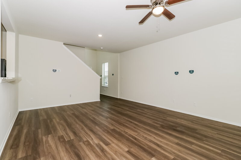 1,795/Mo, 206 Cobb Branch Dr Maxwell, TX 78656 Living Room View 2