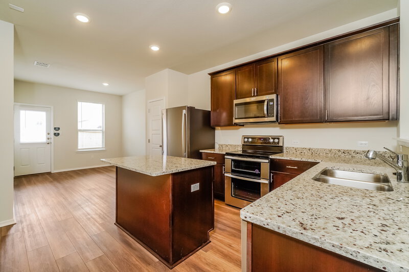 1,790/Mo, 200 Cobb Branch Dr Maxwell, TX 78656 Kitchen View