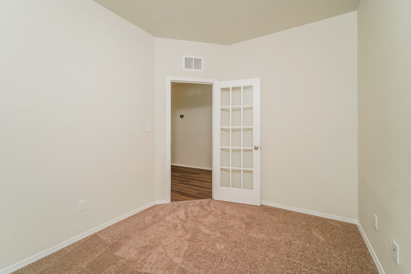 1,790/Mo, 200 Cobb Branch Dr Maxwell, TX 78656 Office View